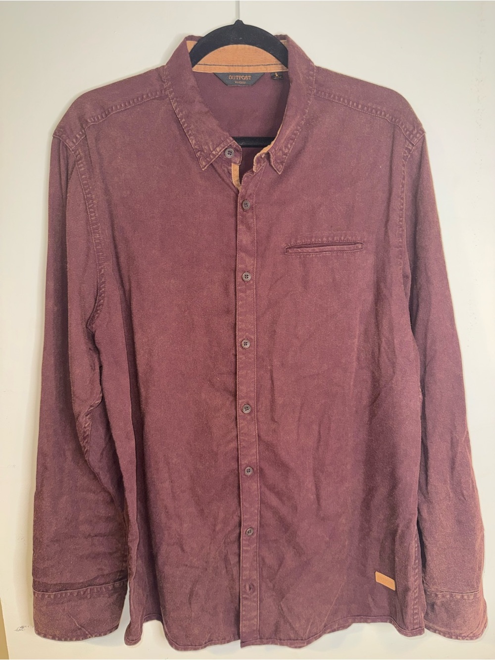Outpost Makers Men’s L Burgundy Washed Button Down Shirt Buckle